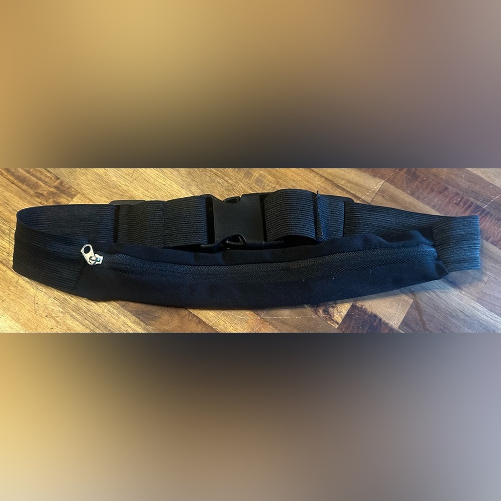 Slim Running belt unisex Fanny Pack for phone, money, keys etc.